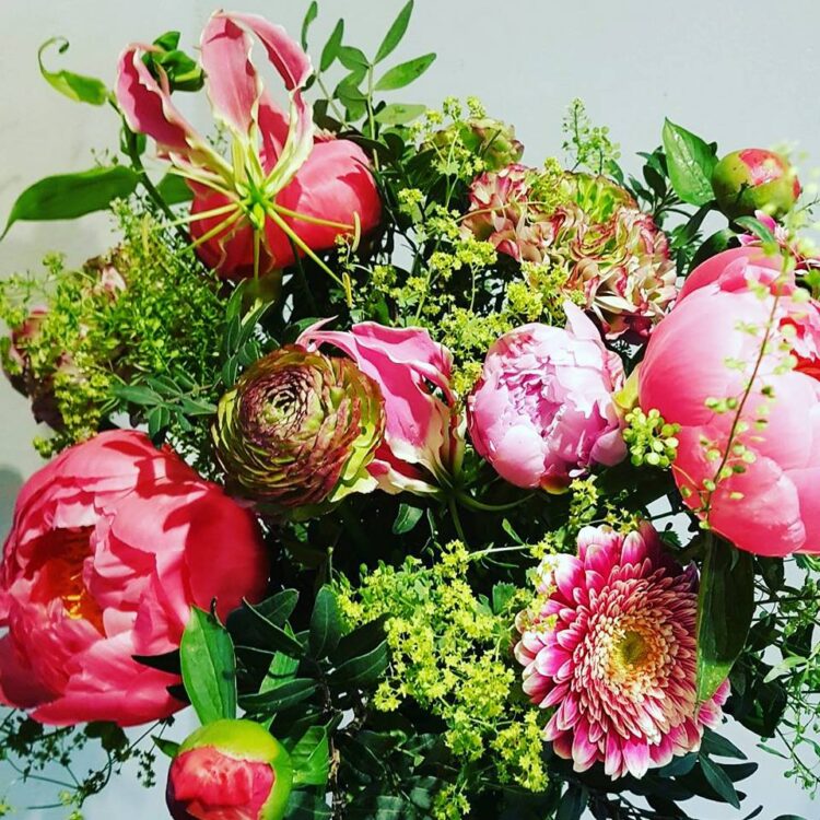 FRESH FLOWERS
