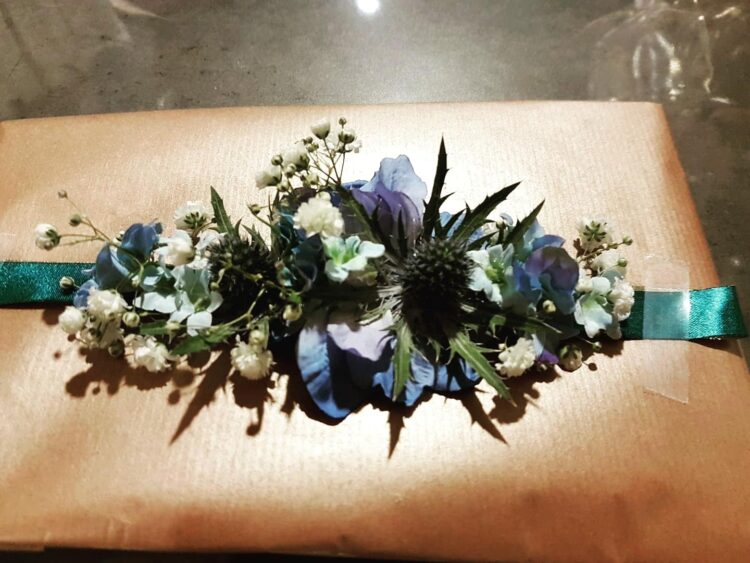 Bruidsbloemen / Floral Queen — 🌿💙