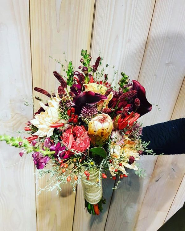 BRUIDSBLOEMEN — 🍁🍂🌺