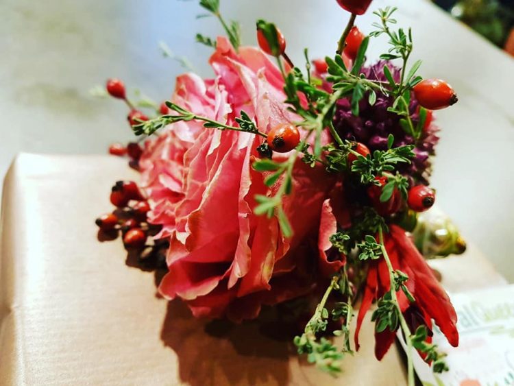 BRUIDSBLOEMEN — 🍁🍂🌺