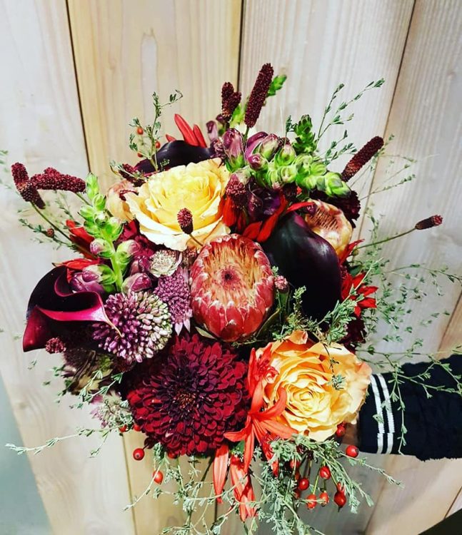 BRUIDSBLOEMEN — 🍁🍂🌺