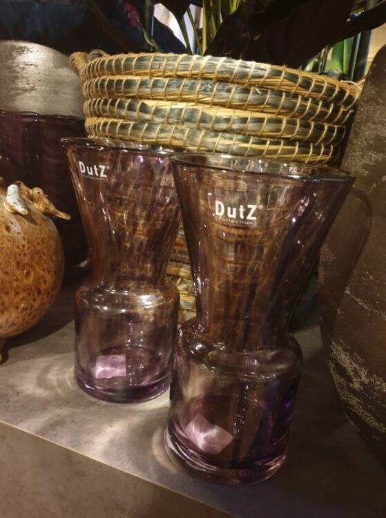 DUTZ —