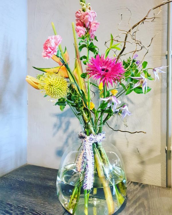 FLOWER YOUR DAY — 🌺🌸💛🌿