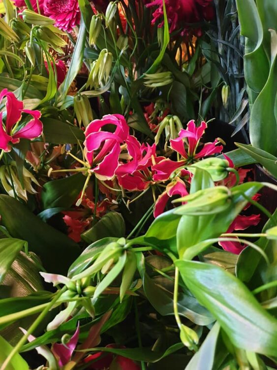 FRESH FLOWERS —