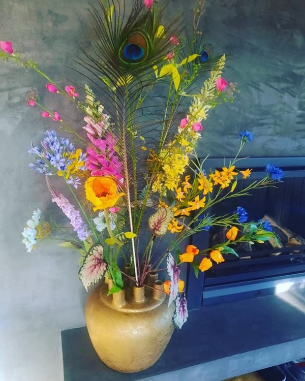 SILKFLOWERS — 💛🌿🌸💓