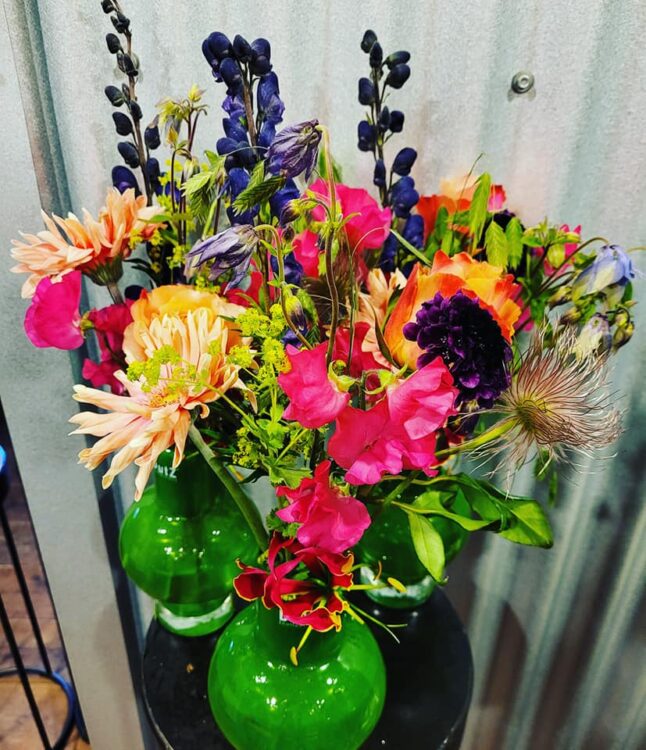 FRESH FLOWERS —