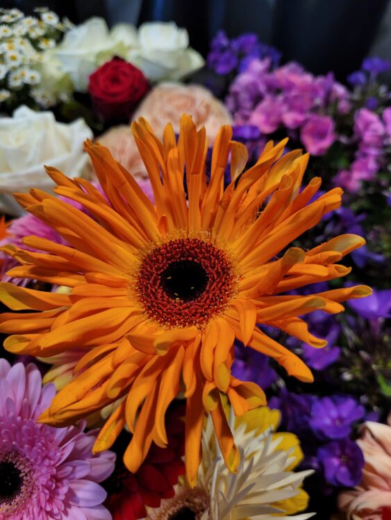 FRESH FLOWERS —